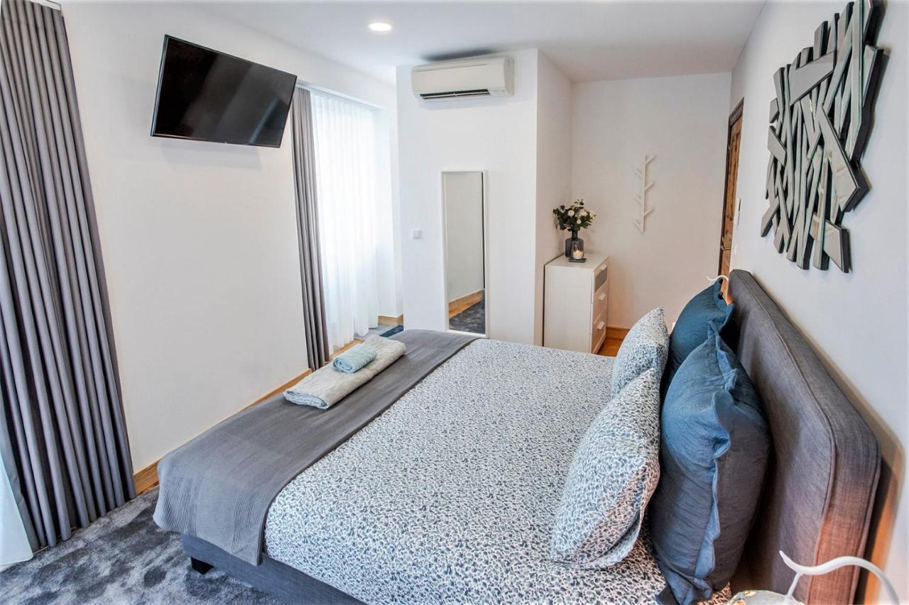 Porto Je T'Aime - Sweet Rooms فيلا نوفا دي غايا المظهر الخارجي الصورة